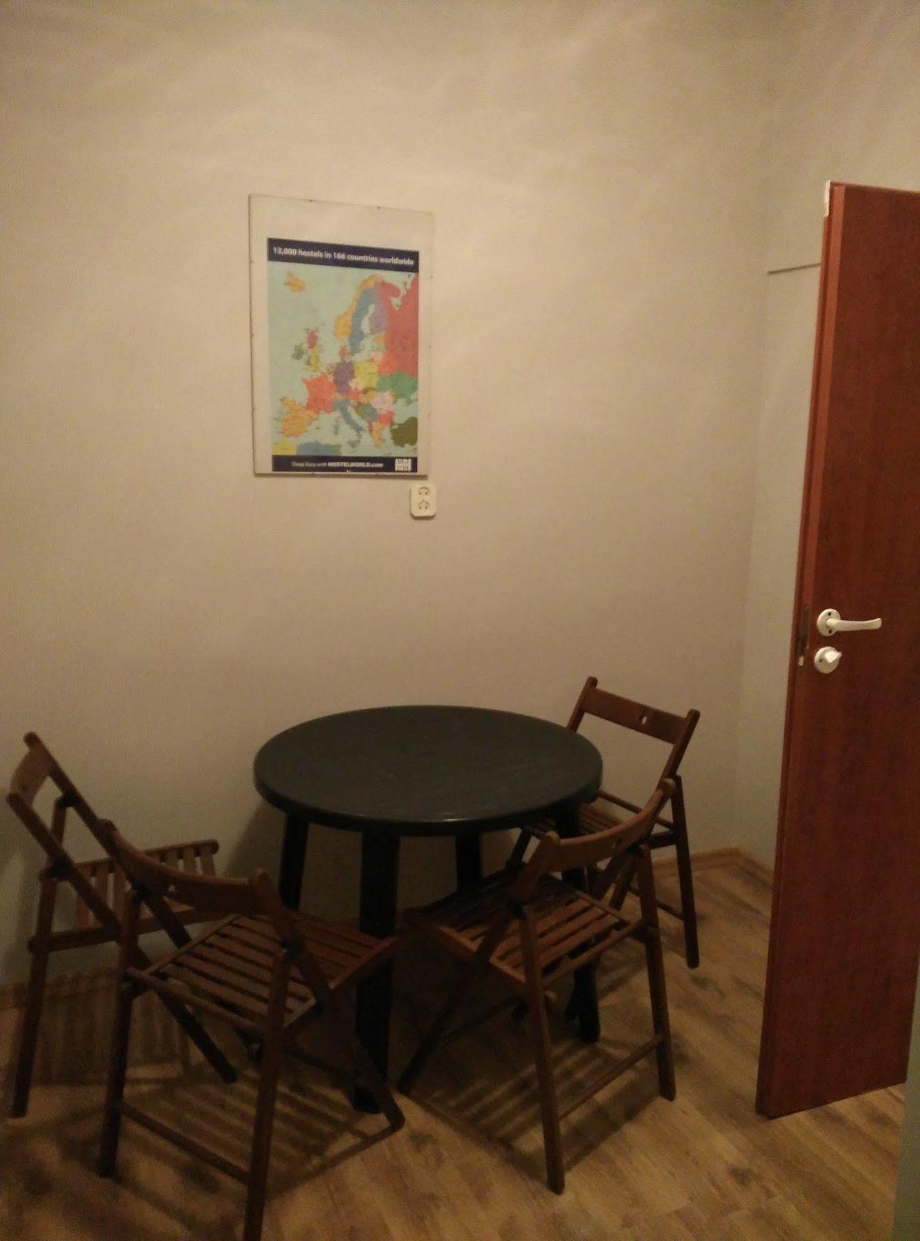 Frolic Goats Hostel Poznan Bagian luar foto
