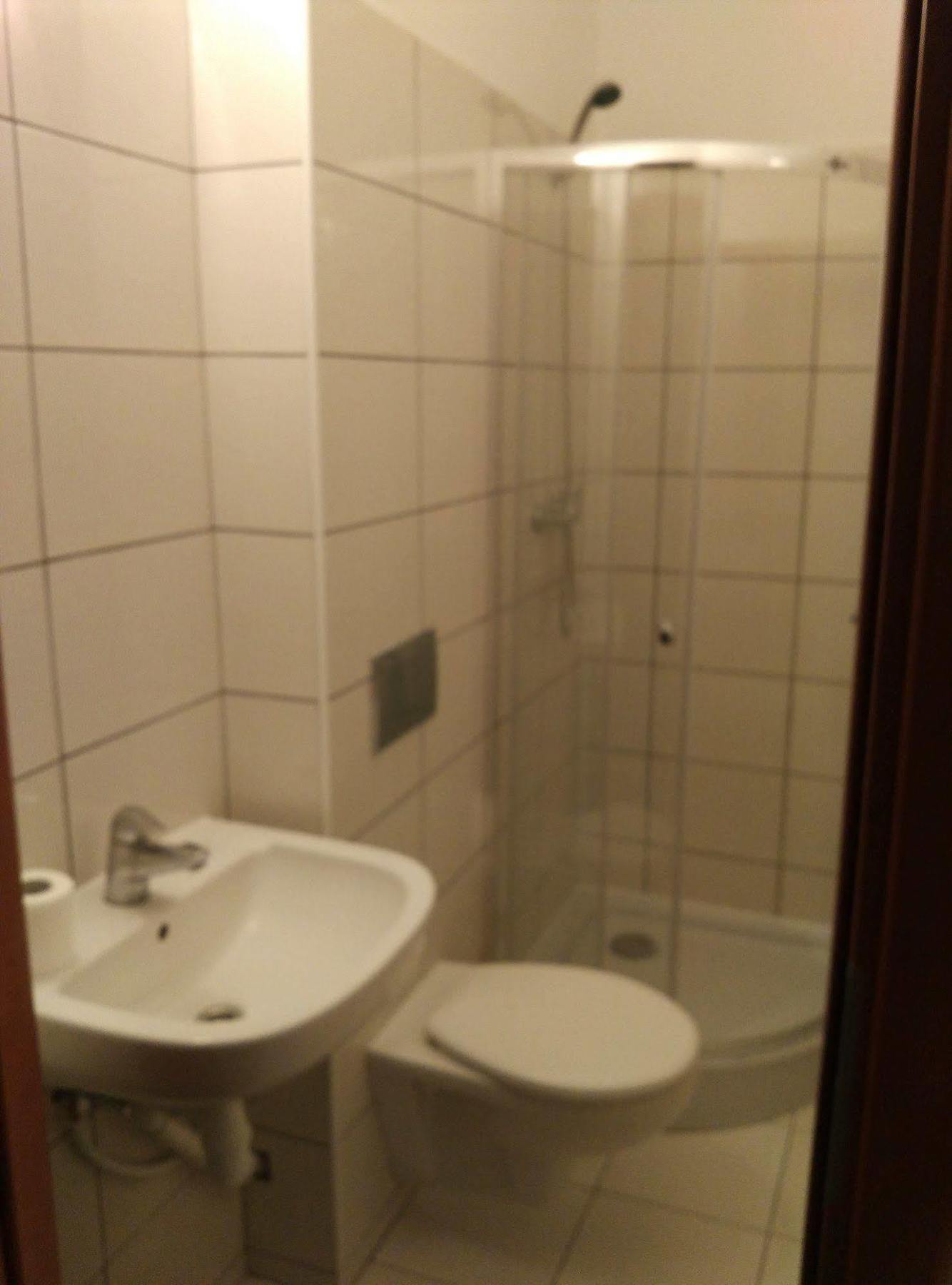 Frolic Goats Hostel Poznan Bagian luar foto