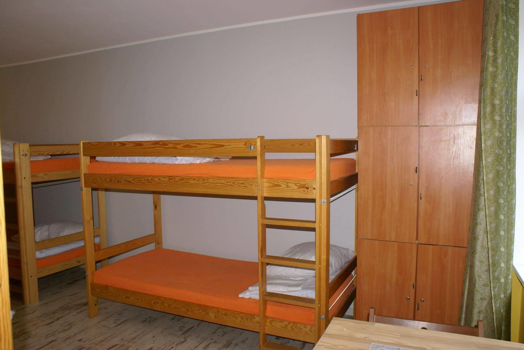 Frolic Goats Hostel Poznan Bagian luar foto