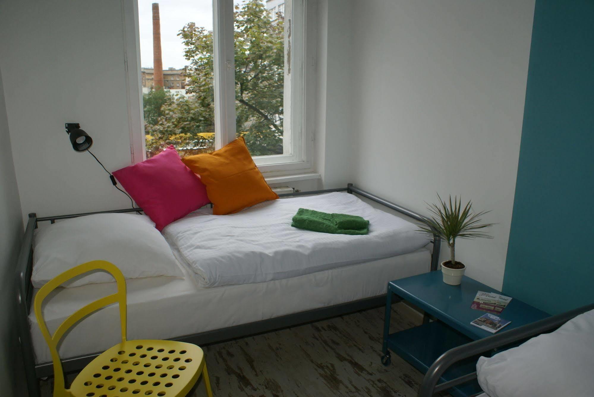 Frolic Goats Hostel Poznan Bagian luar foto